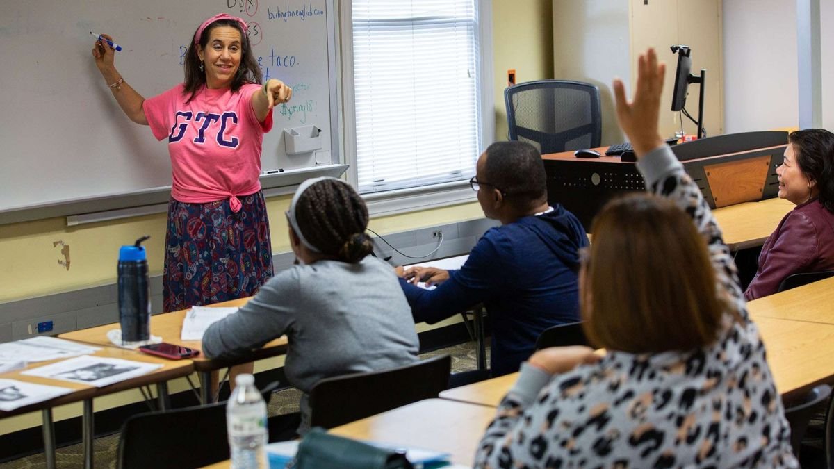 Beyond Words: Cultural Integration in Language Learning